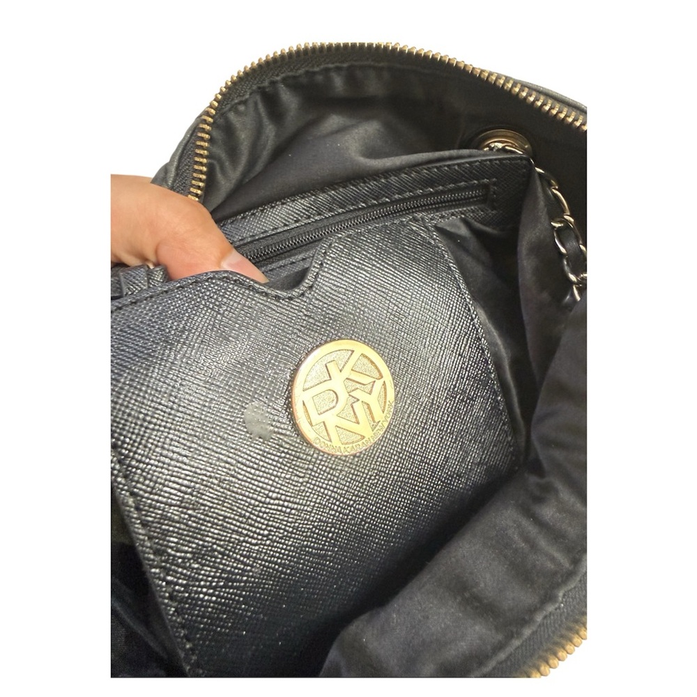 DKNY Quilted Black Leather Chain Strap Shoulder Bag - Picture 11 of 11